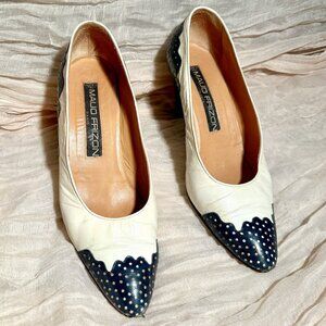 Vintage 1989 Ivory and Navy Maud Frizon pumps size 37 GUC